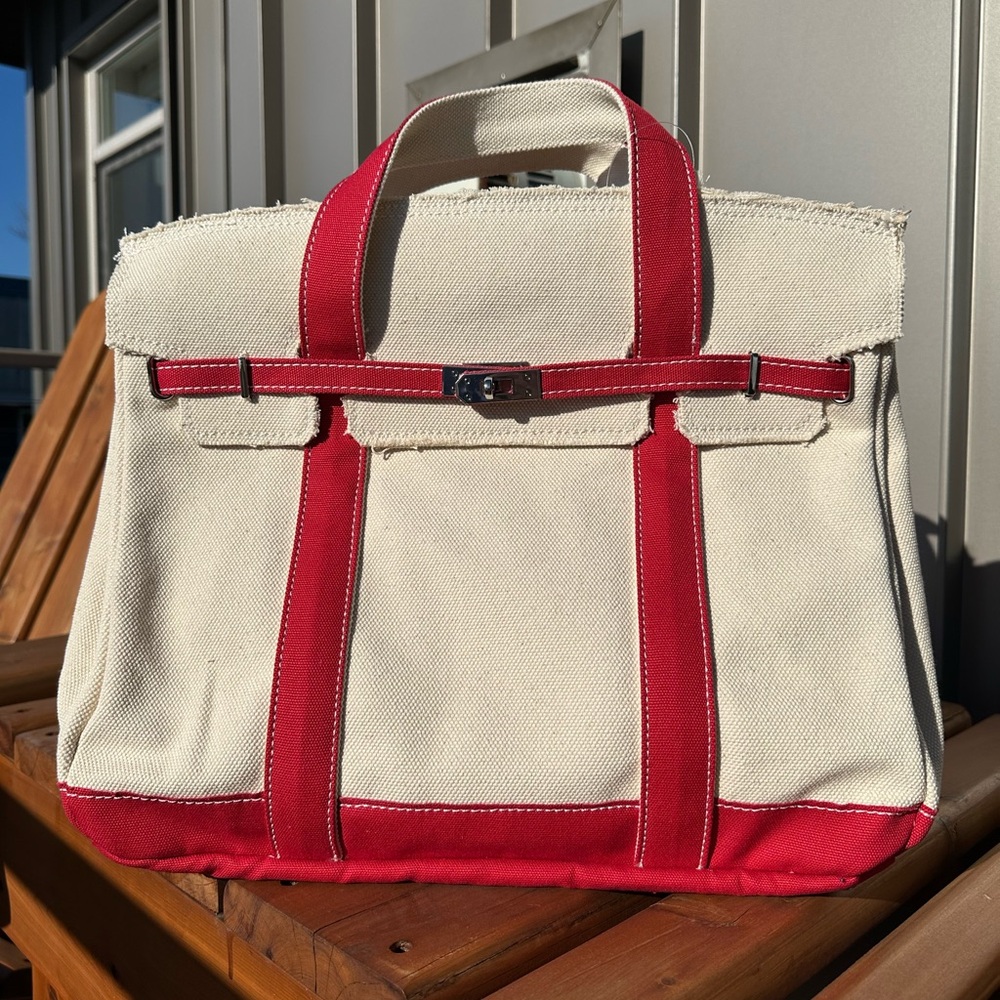Large Size Boatkin Tote with Red Trim